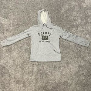 Nike women’s medium New York Giants salute to service Therma-Fit hoodie